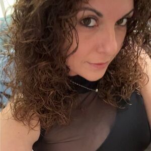 Meet your Posher, Desiree